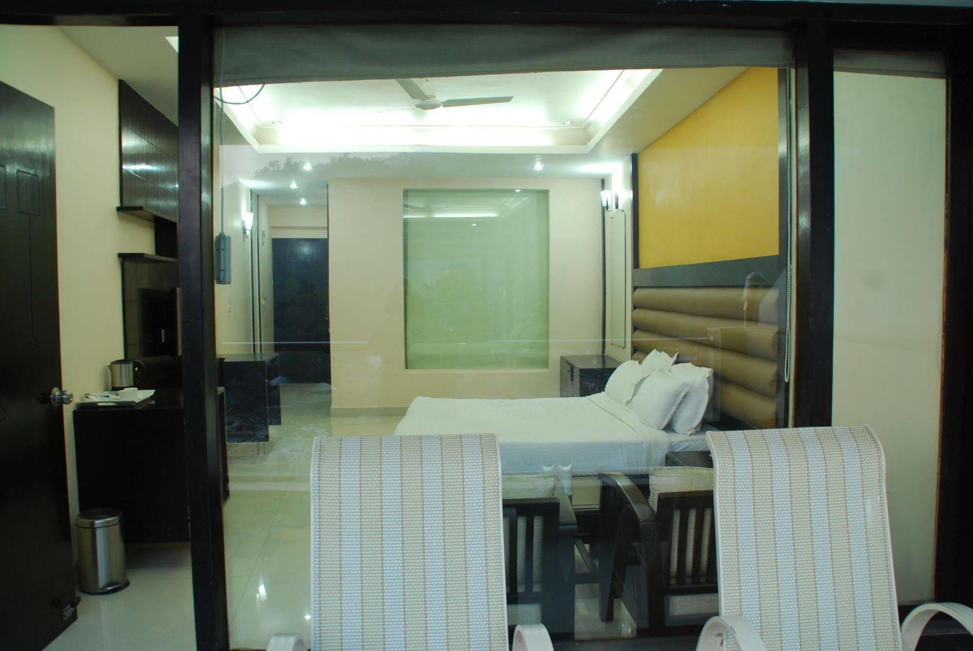 Ganga Beach Resort Rishikesh Bagian luar foto